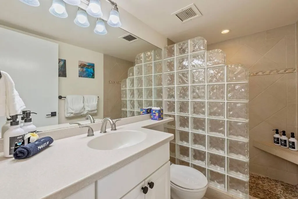 Kihei Beach Resort 301- Oceanfront 2 Bedroom 2Bath Condo On 6 Mile Beach 0*,