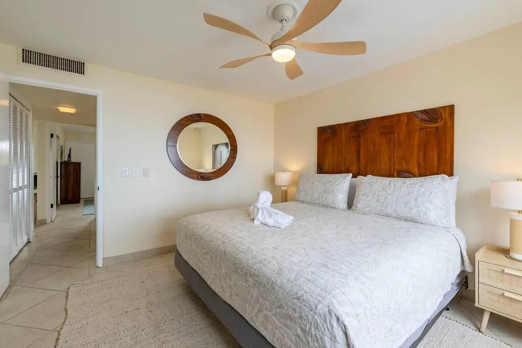 Kihei Beach Resort 301- Oceanfront 2 Bedroom 2Bath Condo On 6 Mile Beach 0*,  United States
